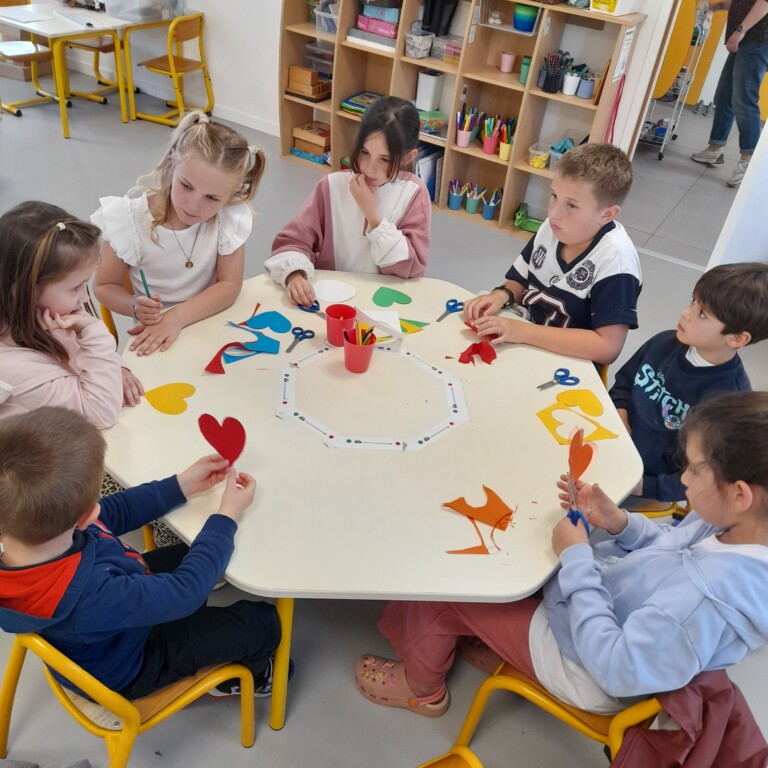 Ateliers multi âges sur l&rsquo;amitié